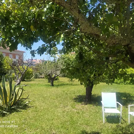 Casa Indiana En Con Piscina Ferienhaus A Guarda