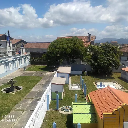 Holiday home Casa Indiana En Con Piscina A Guarda
